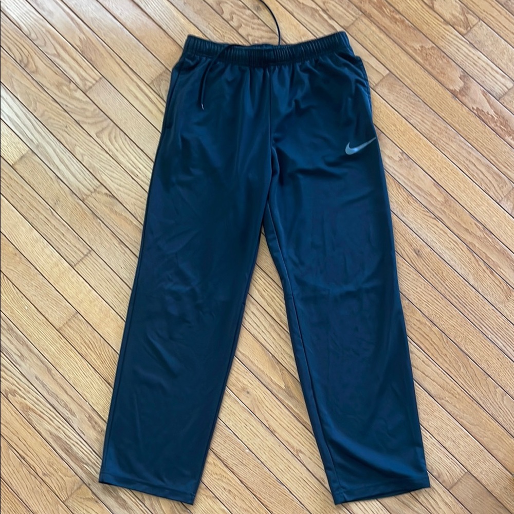 Nike Black Sweatpants Comfortable Athletic Wear